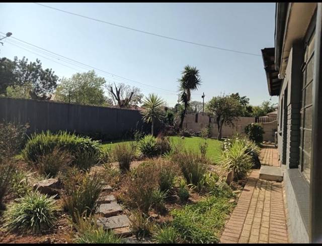 3 BEDROOM HOUSE FOR SALE IN HOMELAKE